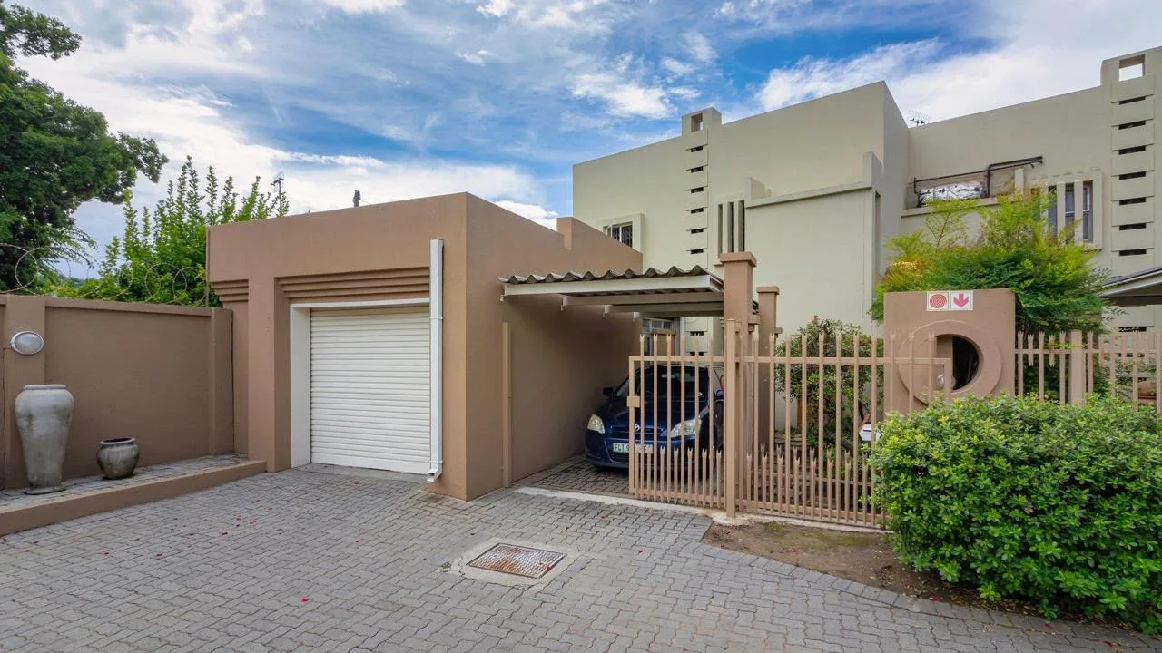 3 Bedroom Apartment / flat for sale in Kroonstad Central