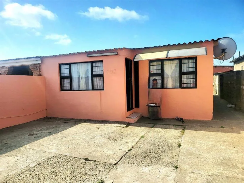 3 Bedroom House for sale in Buffalo Flats