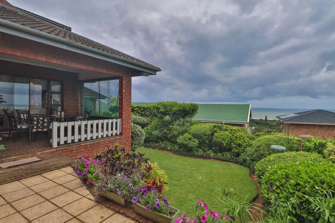 4 Bedroom House for sale in Amanzimtoti