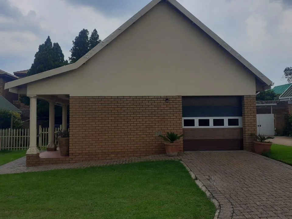 2 Bedroom Townhouse for sale in Del Judor Ext 10