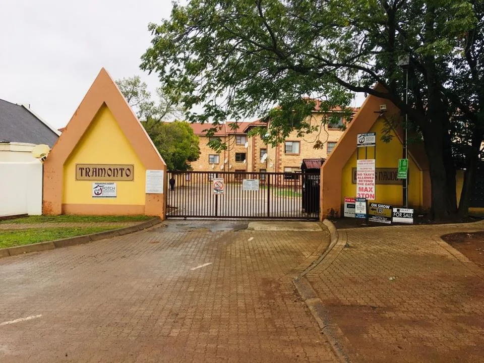 1 Bedroom Apartment / flat for sale in Potchefstroom Central