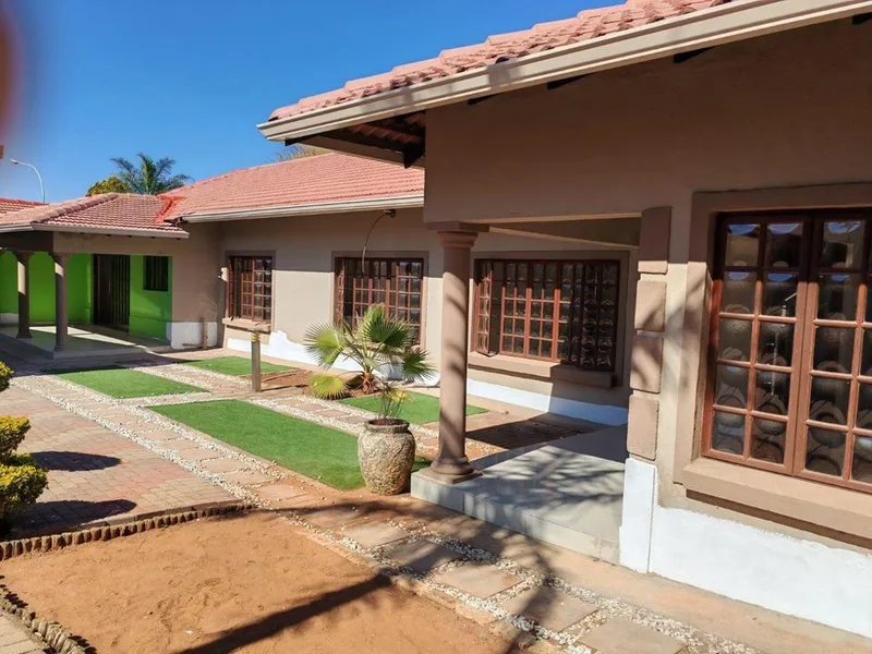 0.5 Bedroom House to rent in Fauna Park