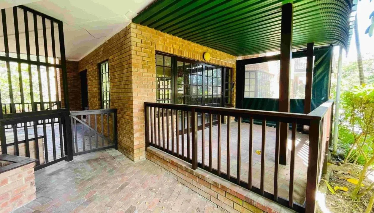 3 Bedroom Townhouse for sale in Margate