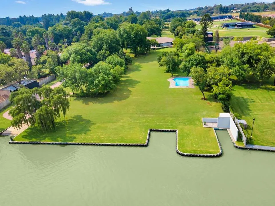 6 Bedroom House for sale in Northdene