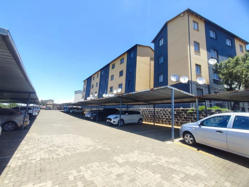 2 Bedroom Apartment / flat for sale in Fleurhof
