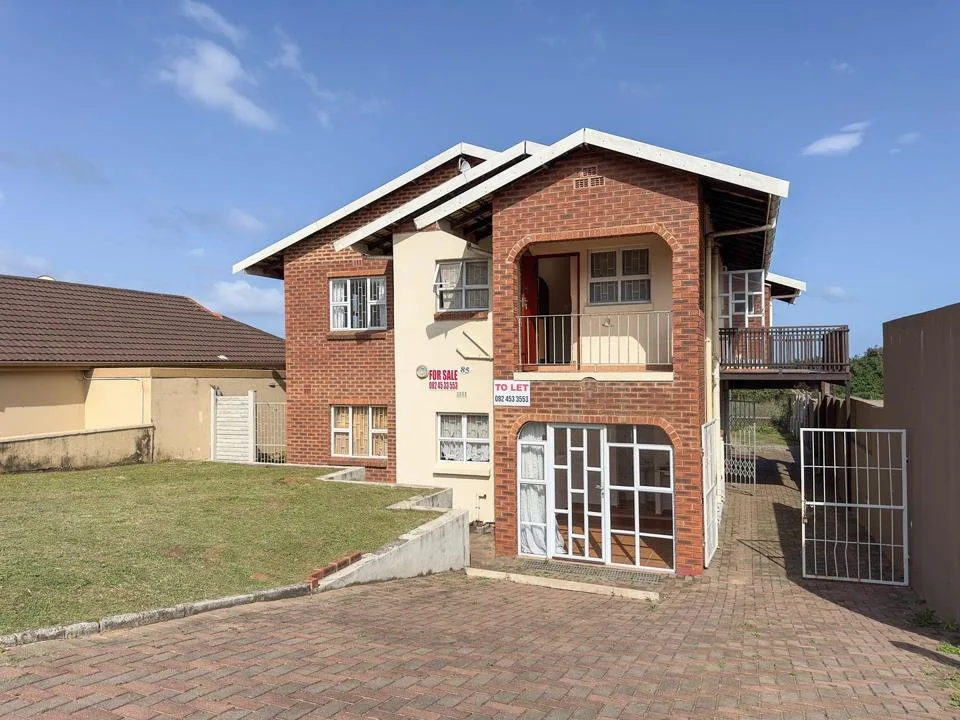 6 Bedroom House for sale in Desainagar