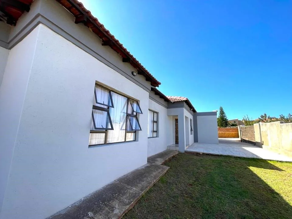 3 Bedroom House for sale in Flora Park