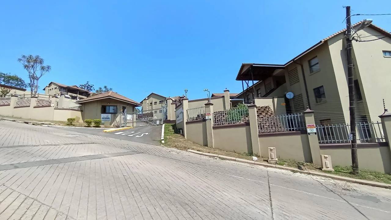 2 Bedroom Townhouse for sale in Palmiet