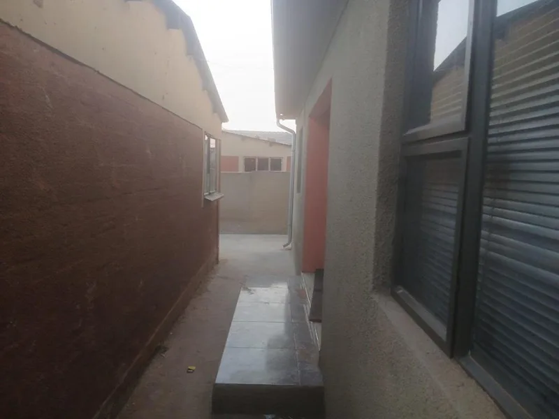 House for sale in Mohlakeng