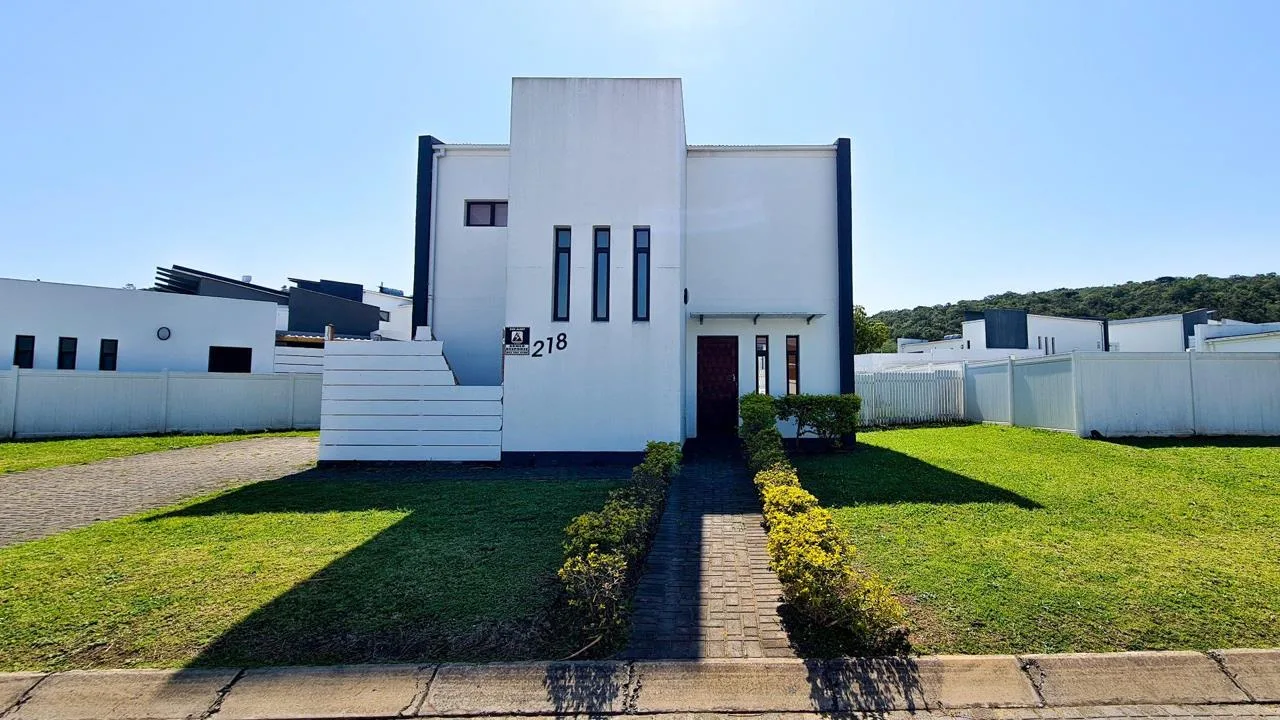 2 Bedroom Townhouse for sale in Nahoon Valley Park