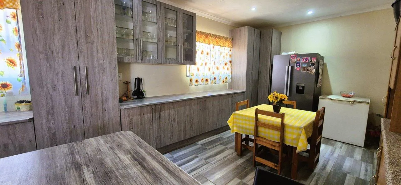 4 Bedroom House for sale in Blydeville