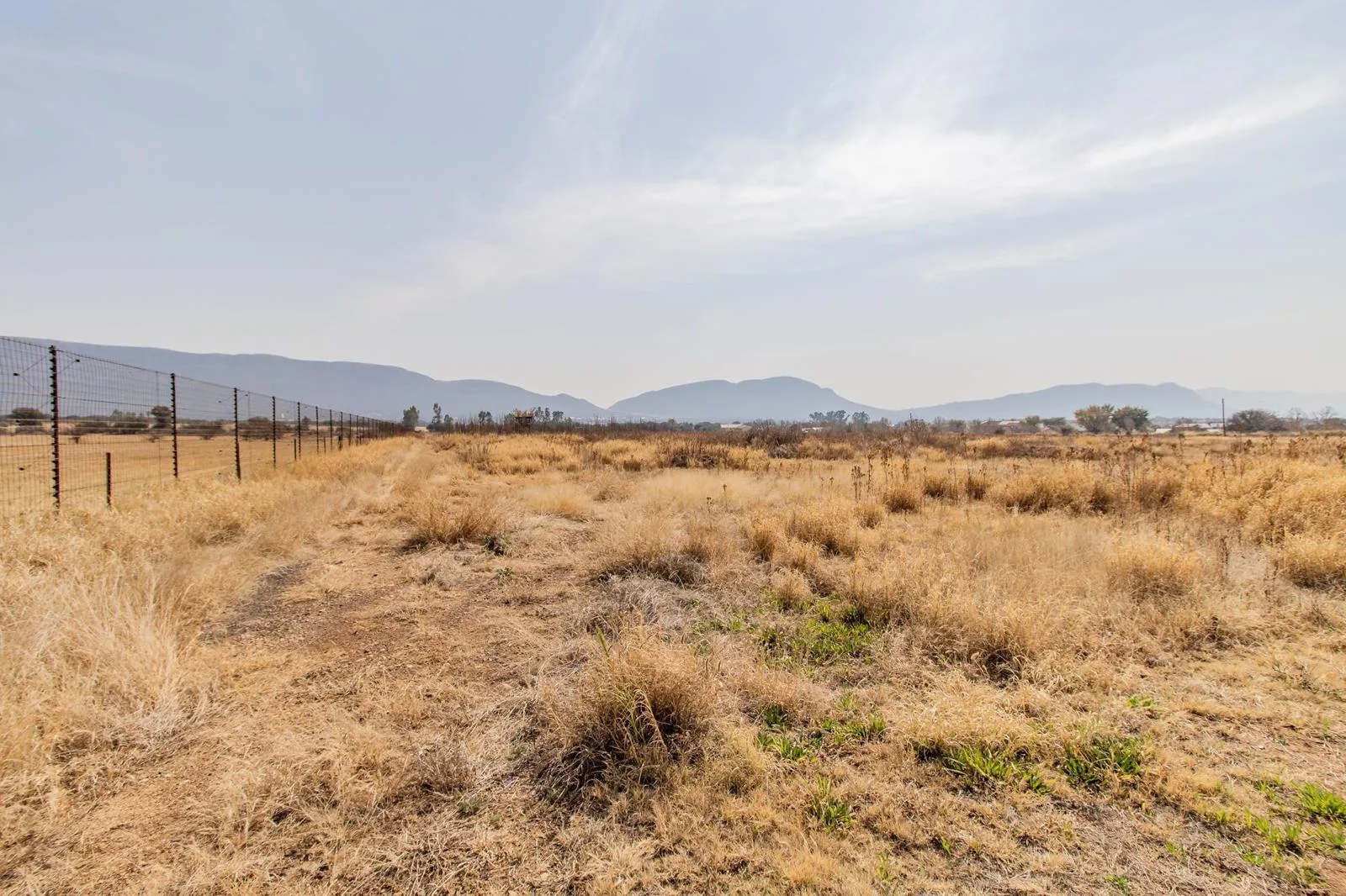 8 ha Farm in Hartbeespoort Outlying