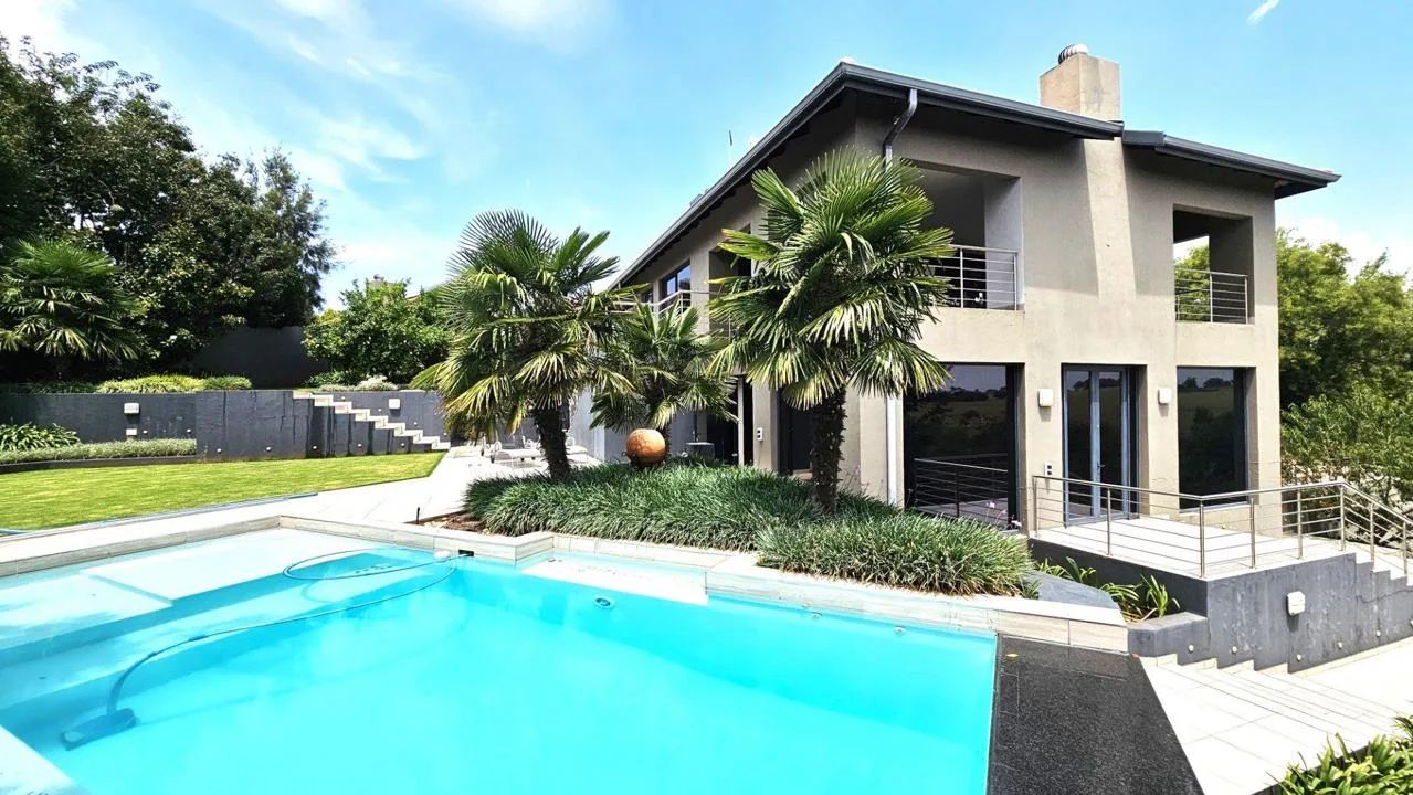 5 Bedroom House for sale in Three Rivers East