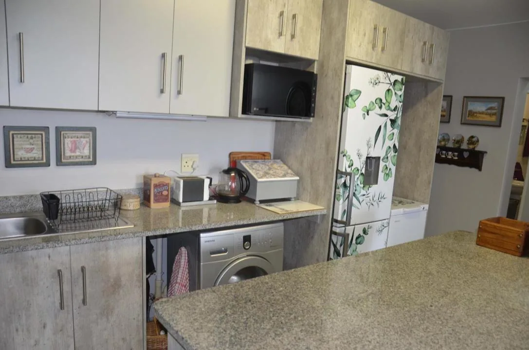 3 Bedroom Apartment / flat for sale in Island View