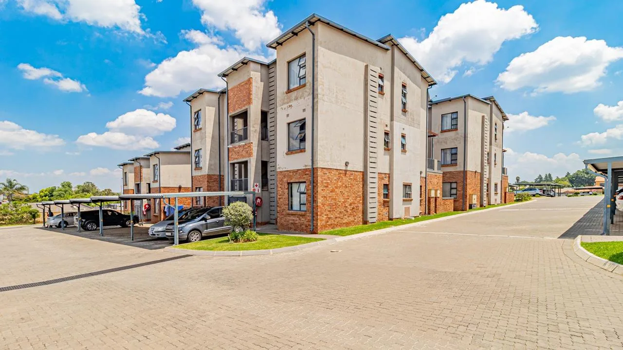 3 Bedroom Apartment / flat for sale in Bergbron