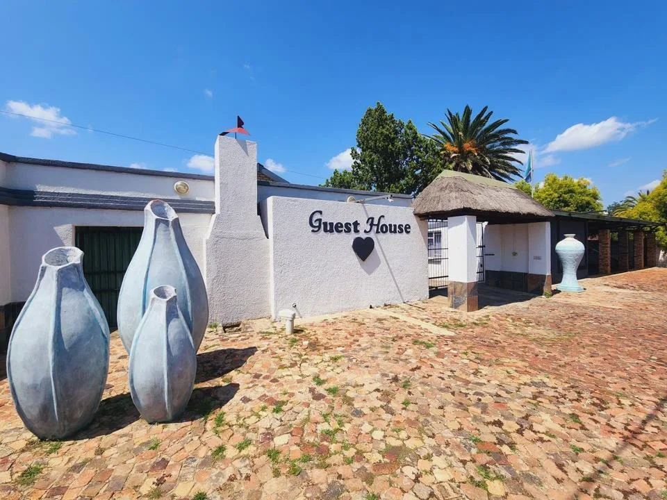 12 Bedroom House for sale in Wilkoppies