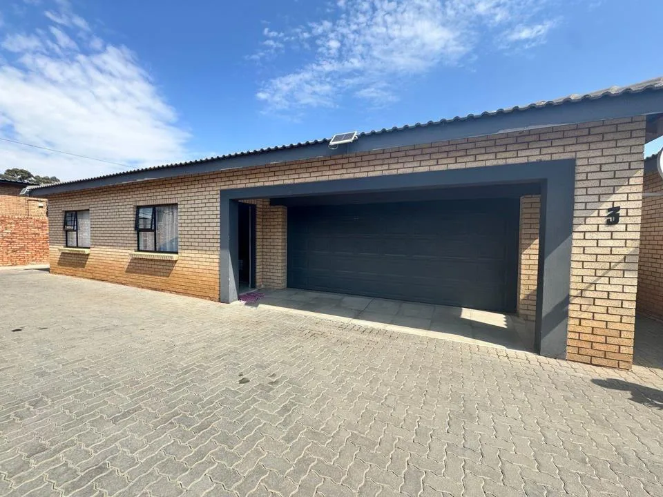 2 Bedroom Townhouse to rent in Flamwood