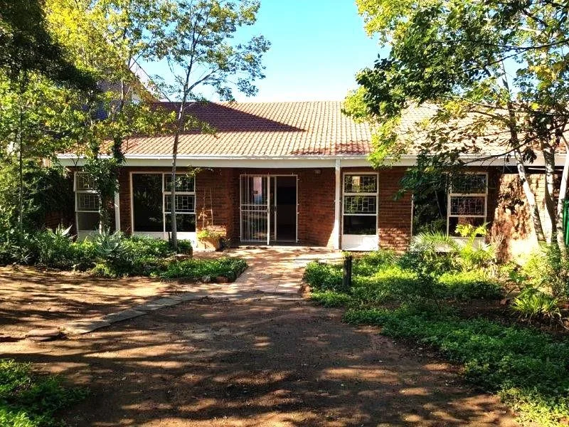 3 Bedroom Townhouse for sale in Bloemfontein Central