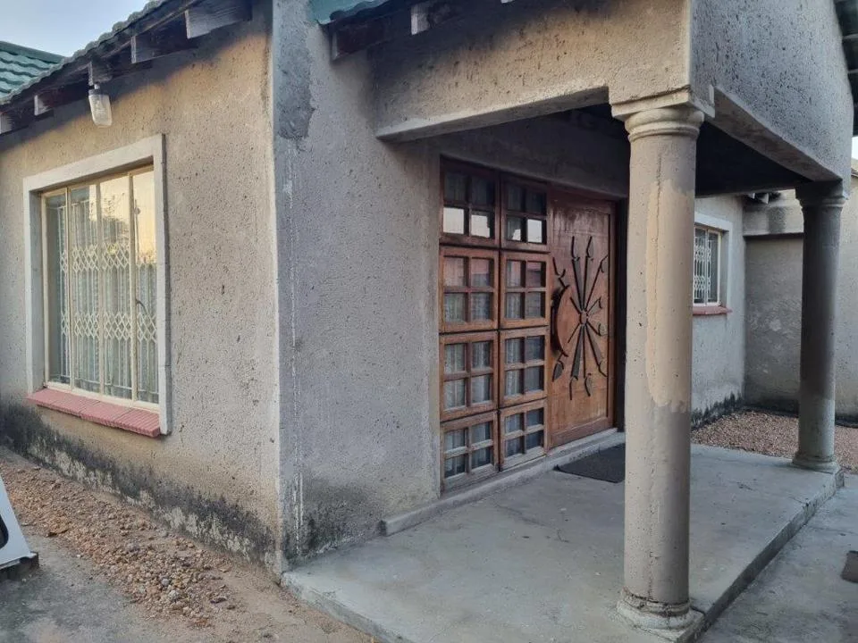 3 Bedroom House for sale in Seshego E