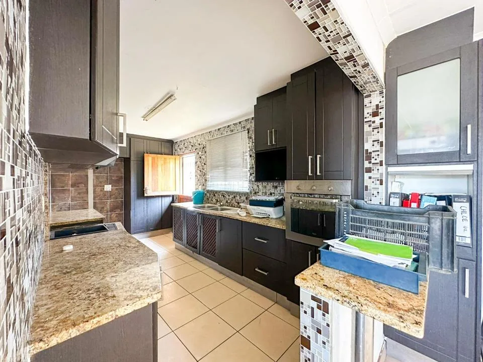 4 Bedroom House for sale in Sunford