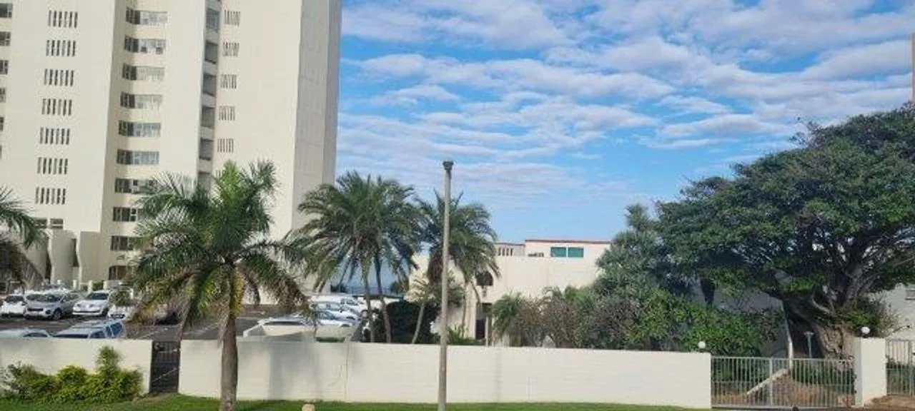 4 Bedroom Apartment / flat to rent in Umhlanga Central