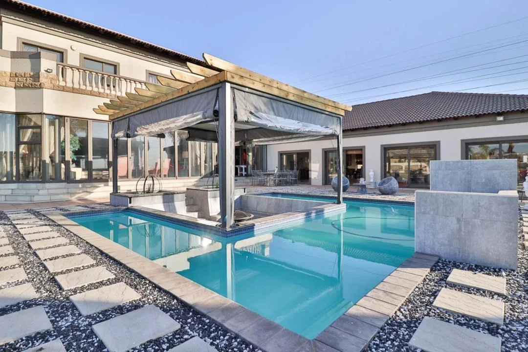 9 Bedroom House for sale in Parkrand
