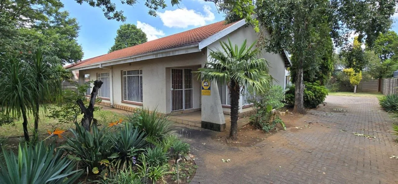 4 Bedroom House for sale in Vanderbijlpark SE 6