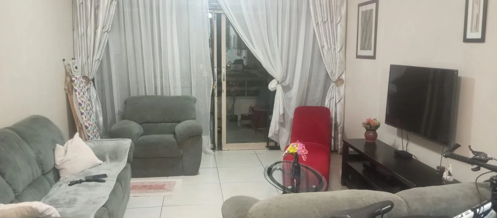 2 Bedroom Apartment in Arcadia