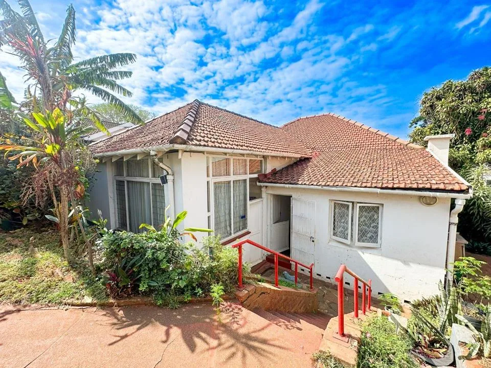 3 Bedroom House for sale in Essenwood