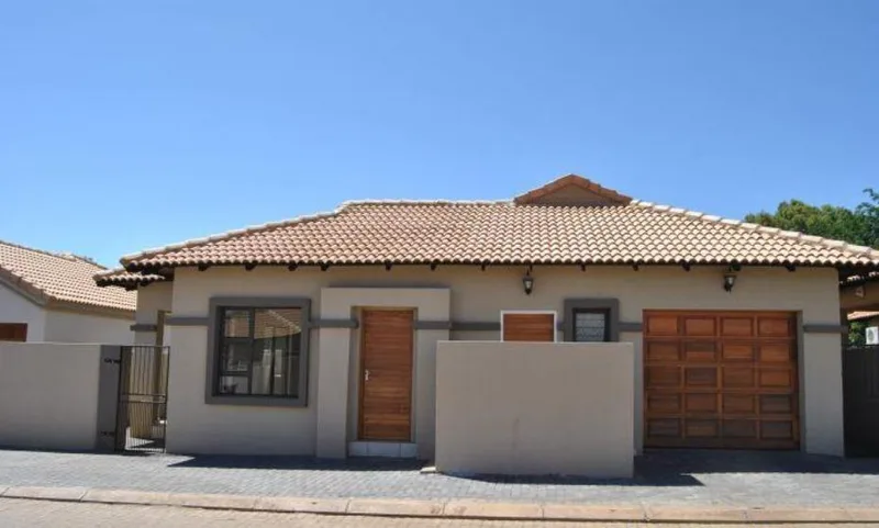 3 Bedroom House for sale in Kuruman