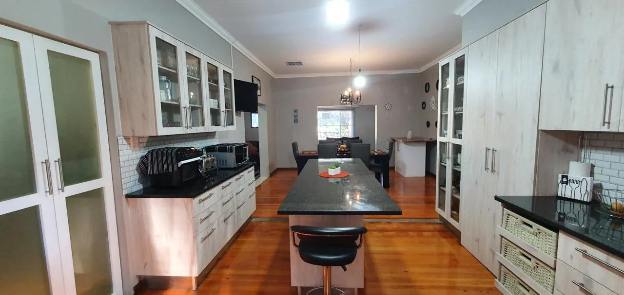 3 Bedroom House for sale in Keimoes