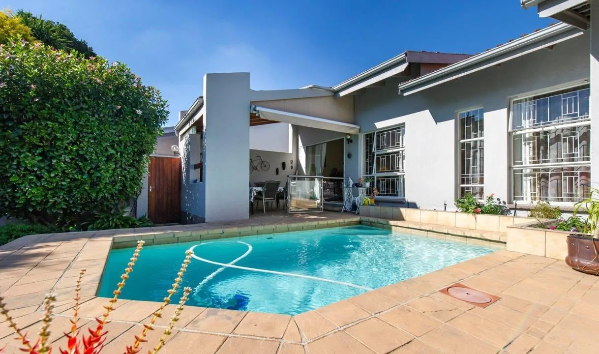 3 Bedroom Townhouse for sale in Sandown