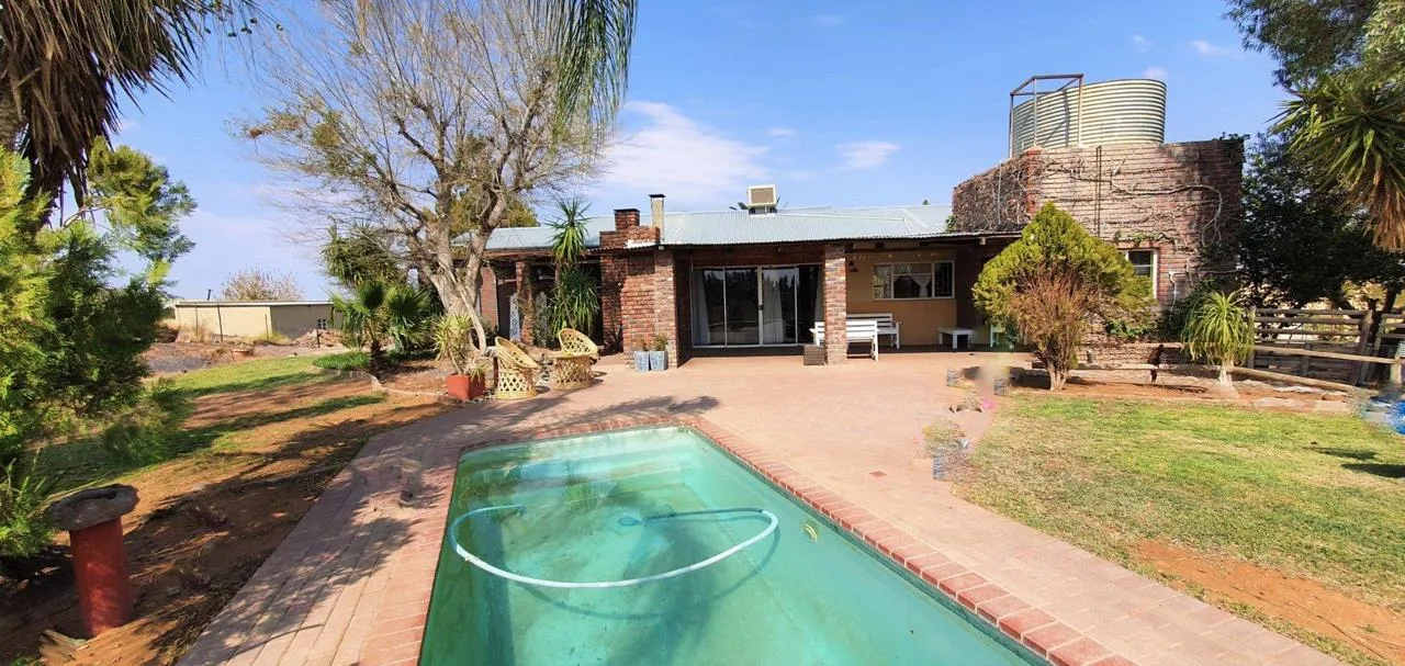 5 Bedroom House for sale in Upington Rural
