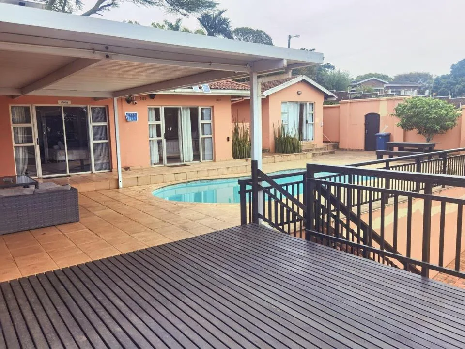 8 Bedroom House for sale in Mtunzini