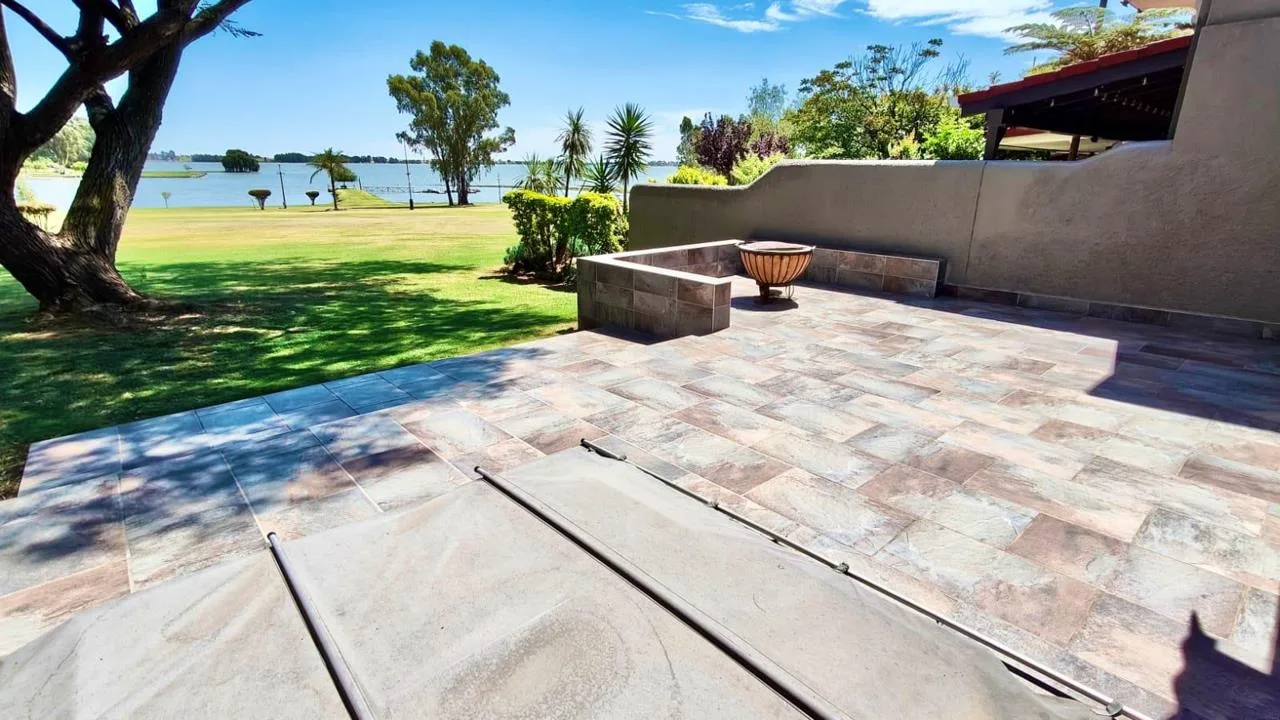 3 Bedroom House for sale in Vaal Marina