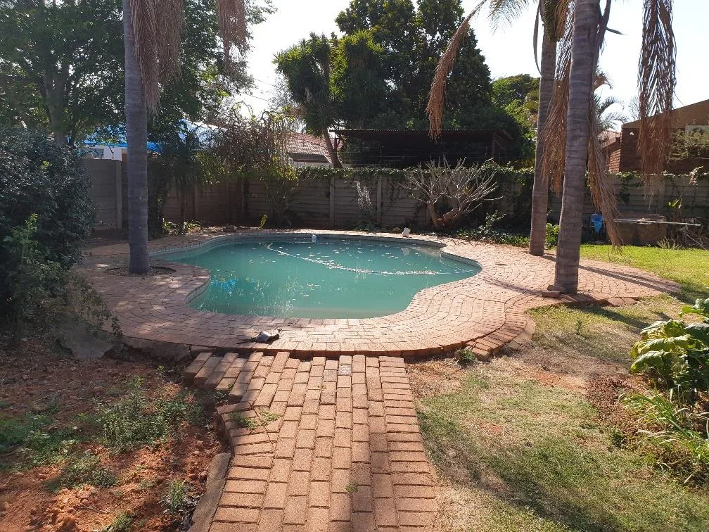 5 Bedroom House in Sterpark