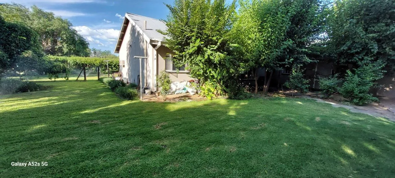 4 Bedroom House for sale in Delportshoop