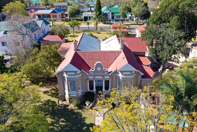 9 Bedroom House for sale in King Williams Town Central