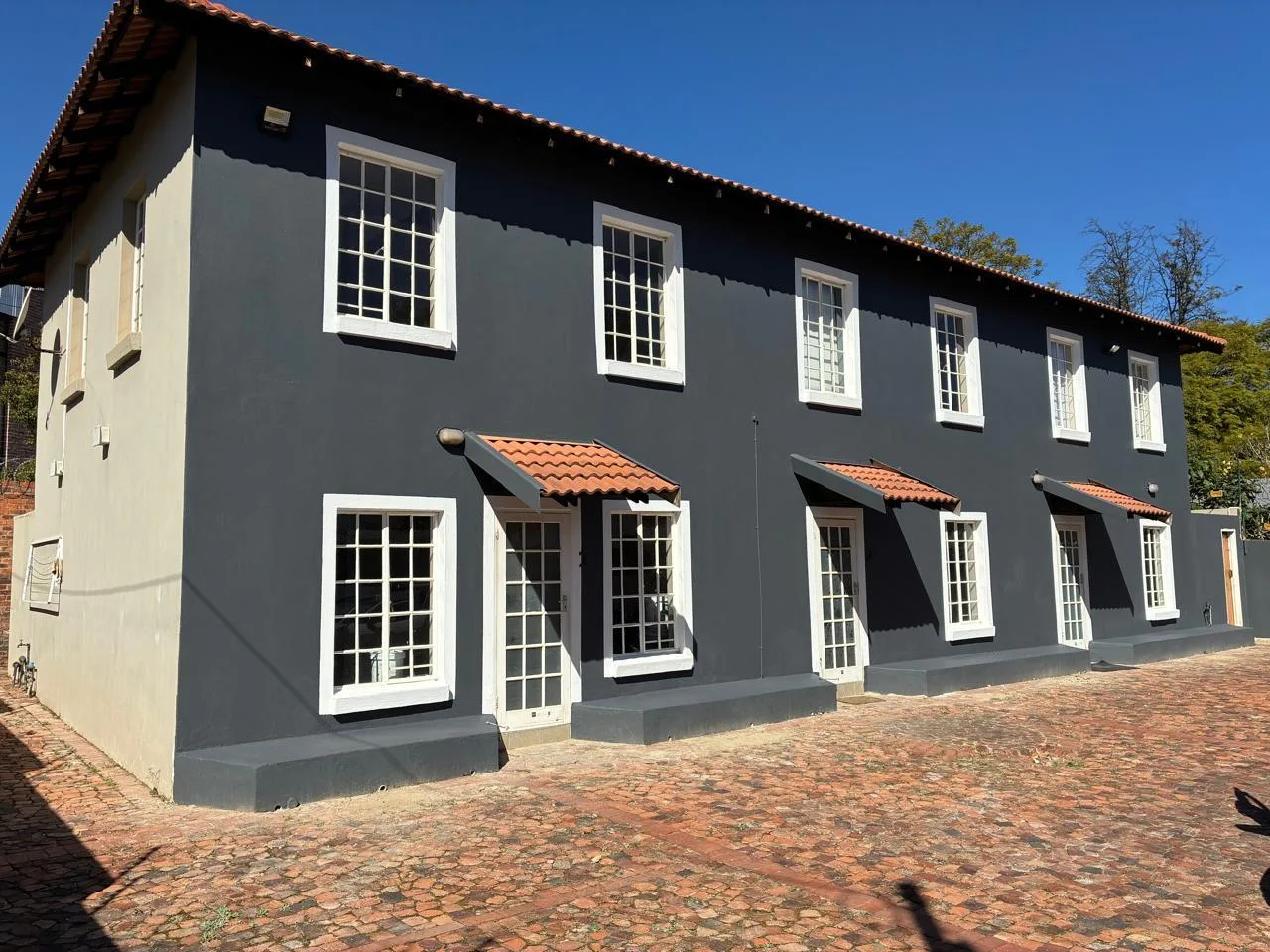 Property to rent in Menlo Park