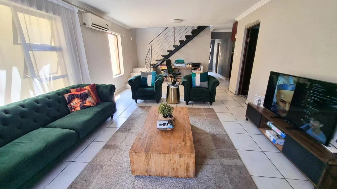 4 Bedroom House for sale in Sagewood
