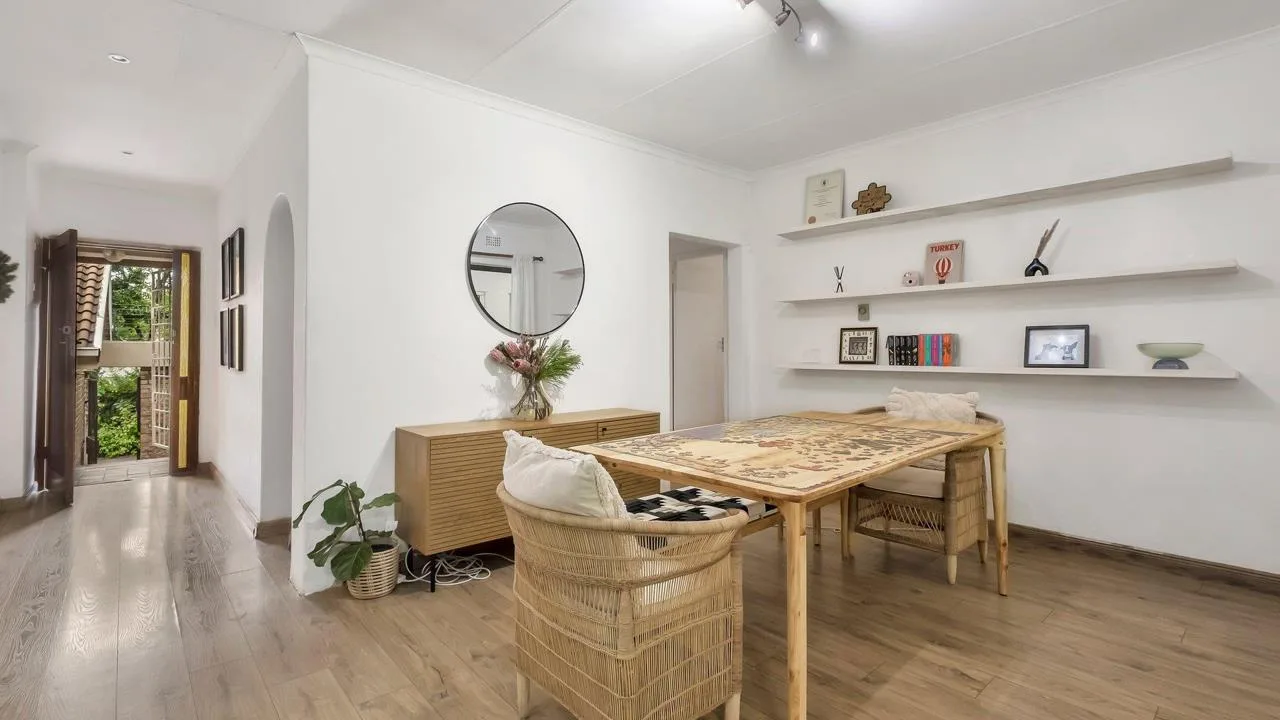 2 Bedroom Townhouse for sale in Sandown