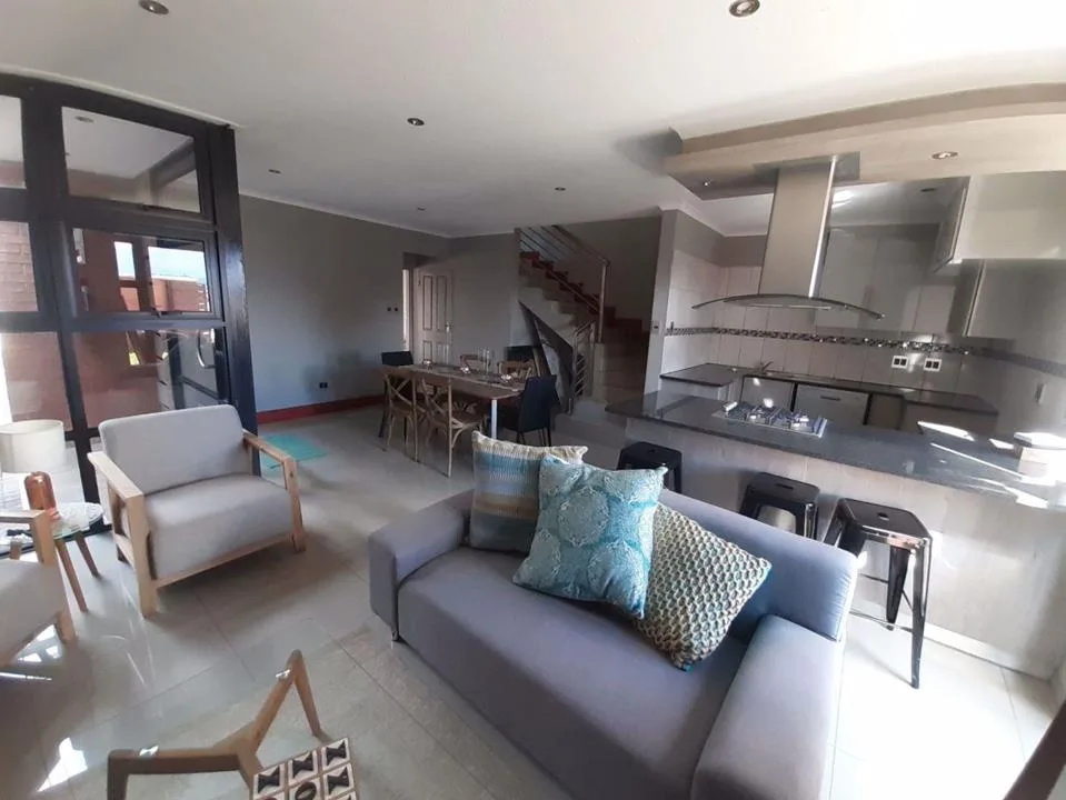 3 Bedroom House for sale in Golden Acres Estate