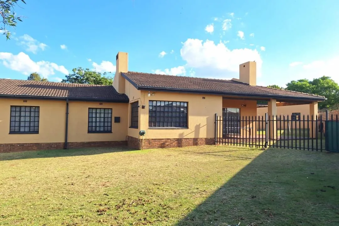 4 Bedroom House to rent in Ben Fleur