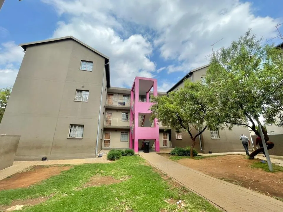 2 Bedroom Apartment / flat for sale in Jabulani