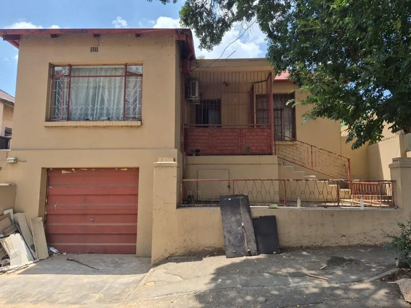 3 Bedroom House for sale in Jeppestown