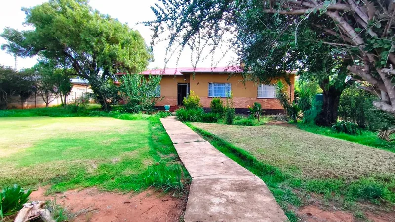 3 Bedroom House for sale in Brandfort