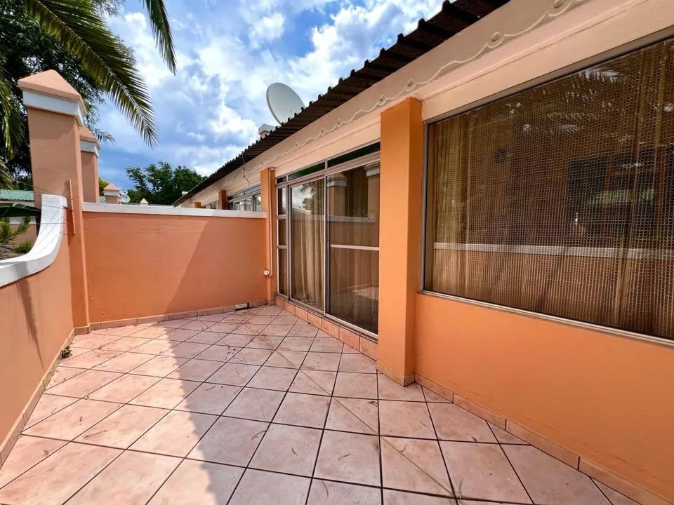 2 Bedroom Apartment / flat for sale in Rooiberg