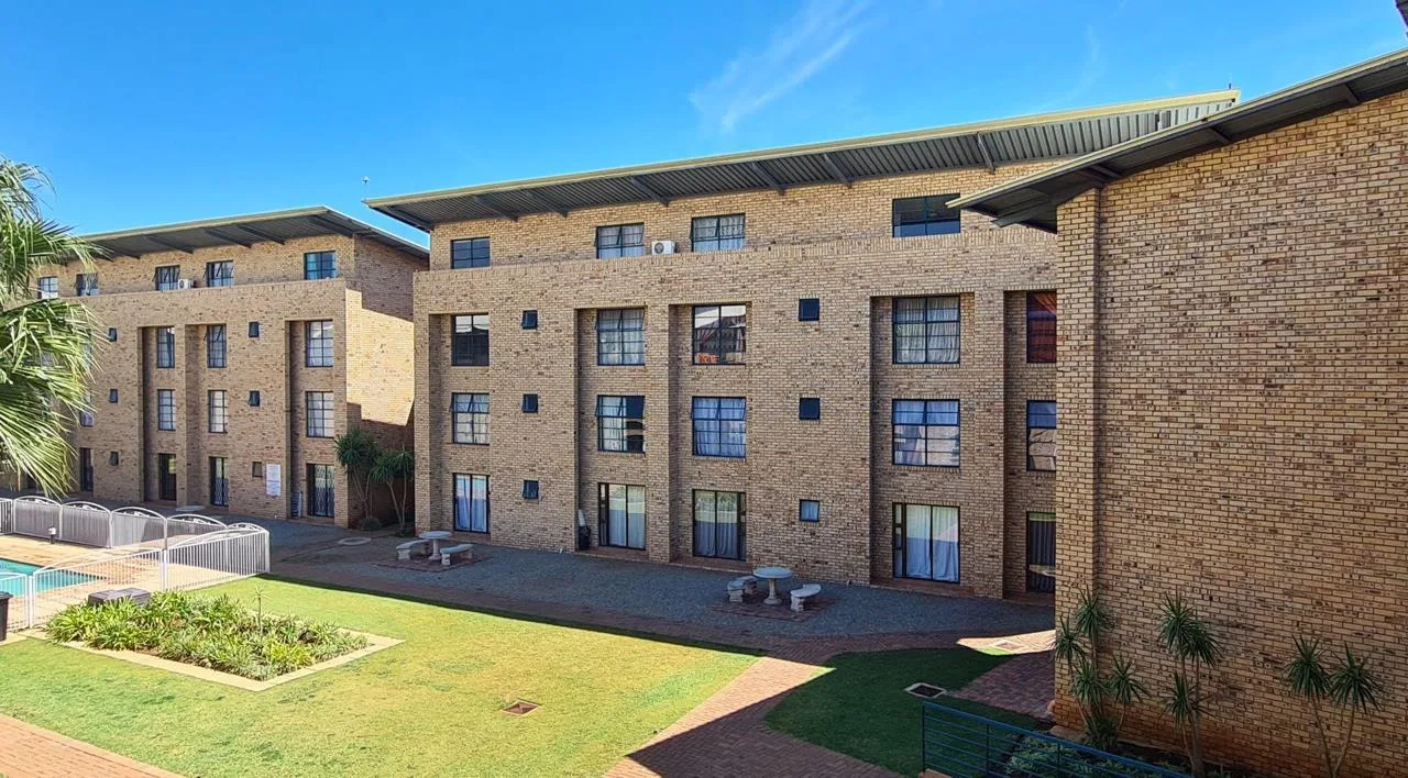 1 Bedroom Apartment / flat for sale in Kannoniers Park