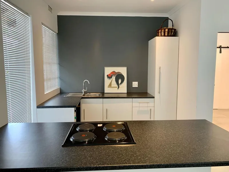 1 Bedroom Garden Cottage in Bryanston East