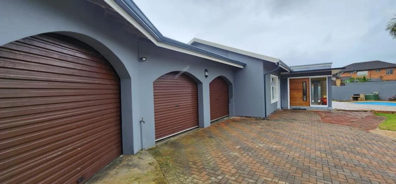 4 Bedroom House to rent in Meer En See